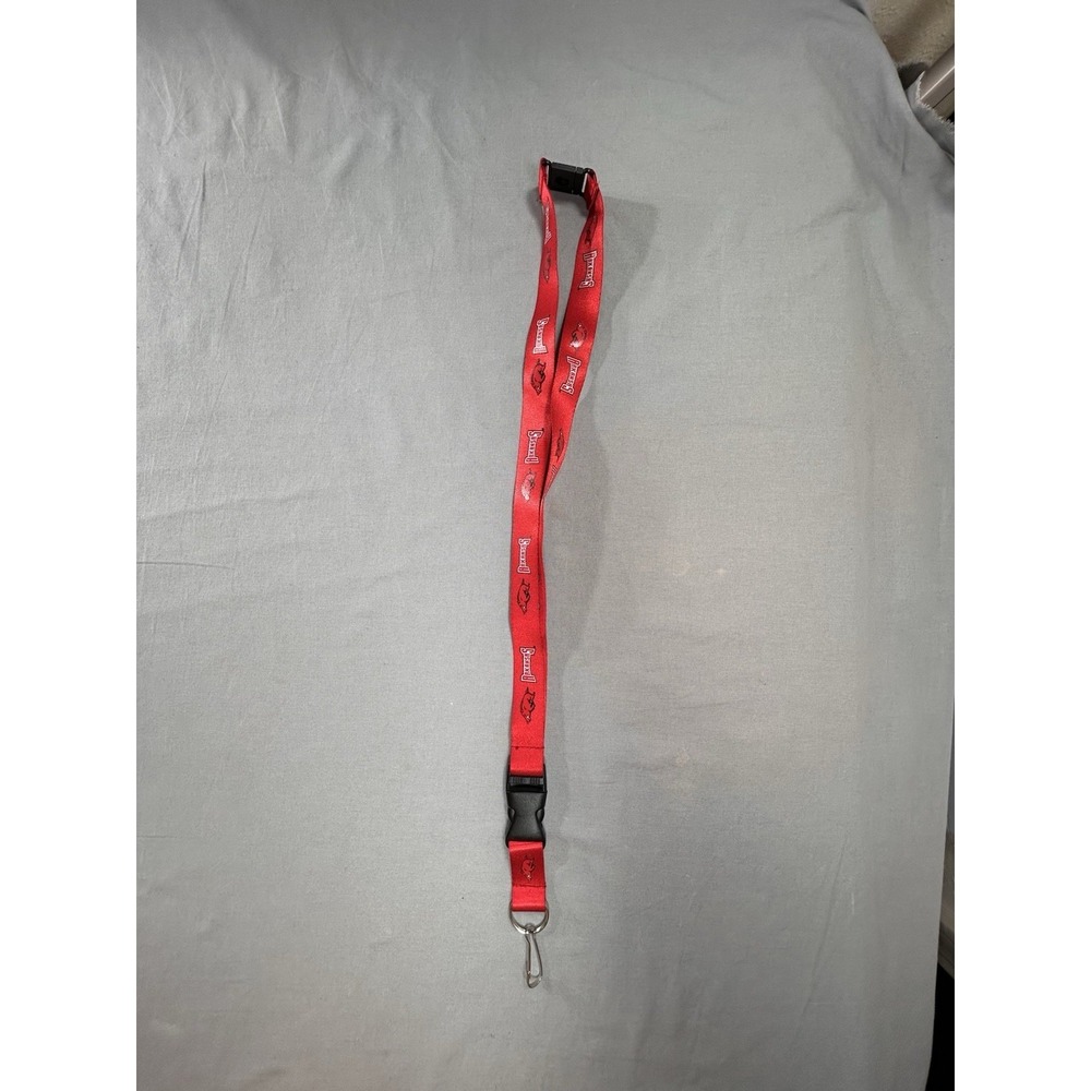 Arkansas Razorbacks Breakaway Keychain Lanyard Repeating Razorbacks Logo College - Picture 2 of 8